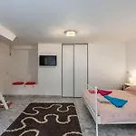 Meja Private Pool- Happy * Crikvenica