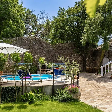 Villa Meja Private Pool- Happy *